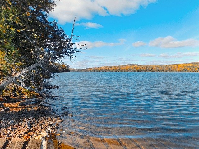 jezero na podzim.jpg